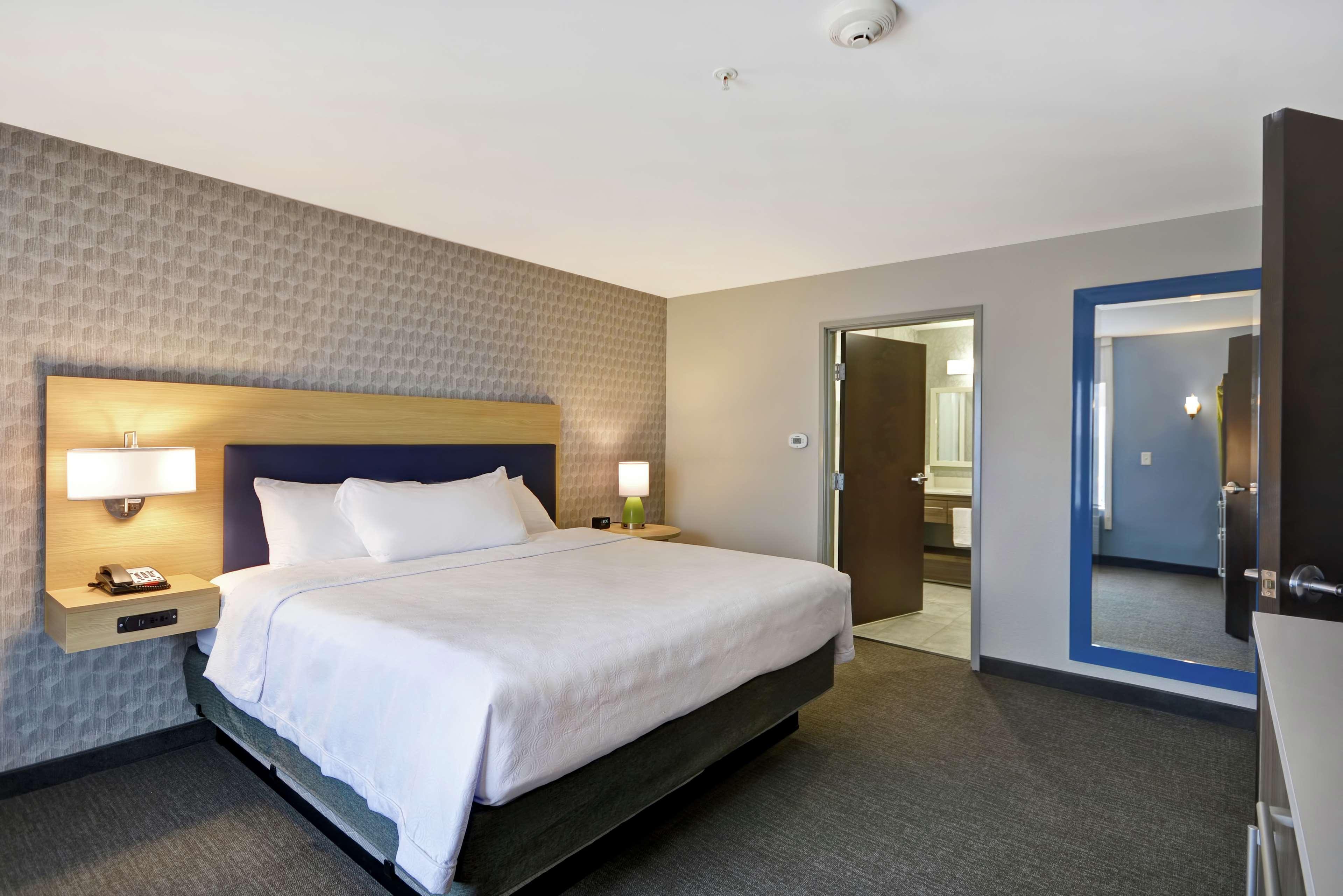 Home2 Suites By Hilton Grand Rapids North Walker Buitenkant foto