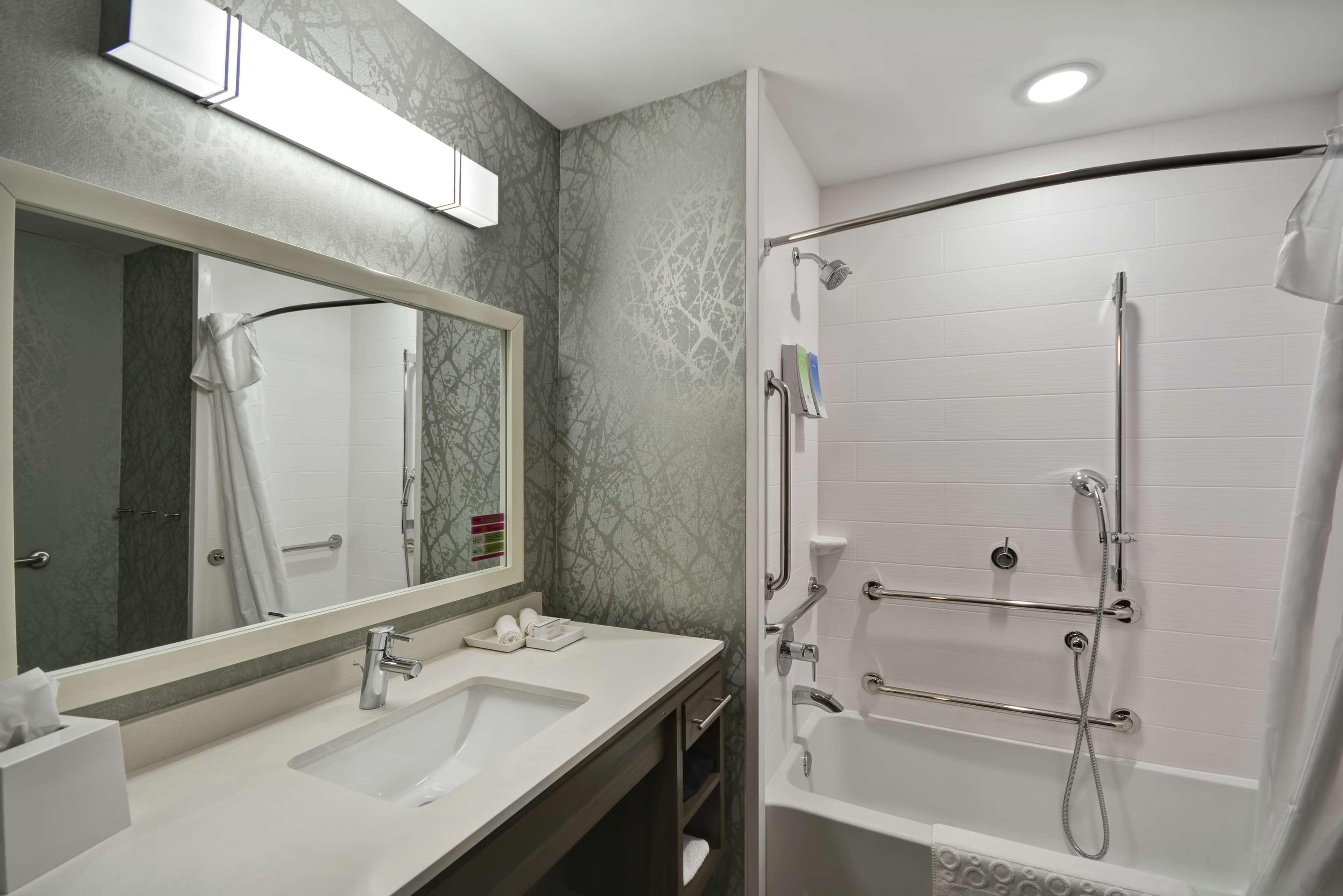Home2 Suites By Hilton Grand Rapids North Walker Buitenkant foto