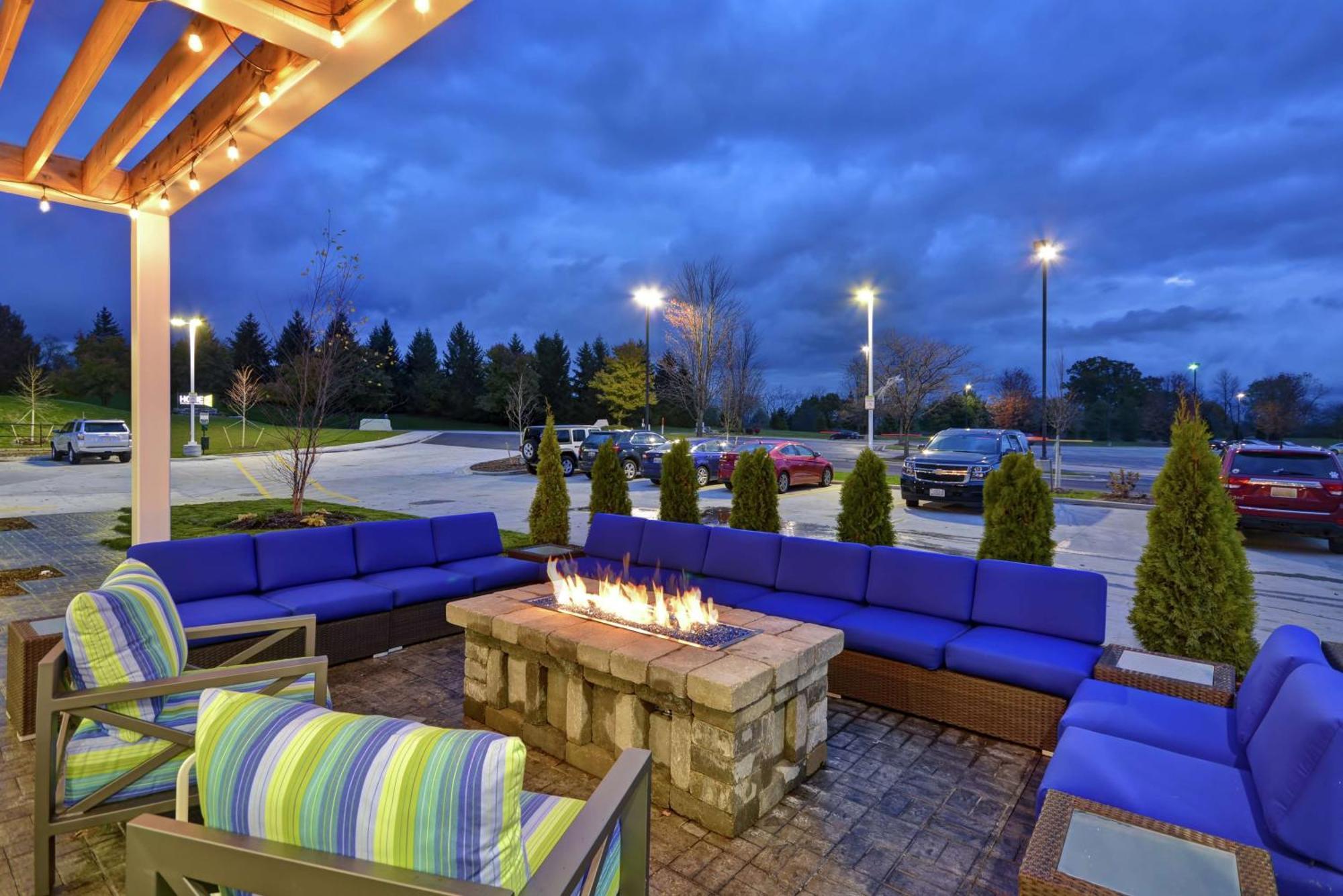 Home2 Suites By Hilton Grand Rapids North Walker Buitenkant foto